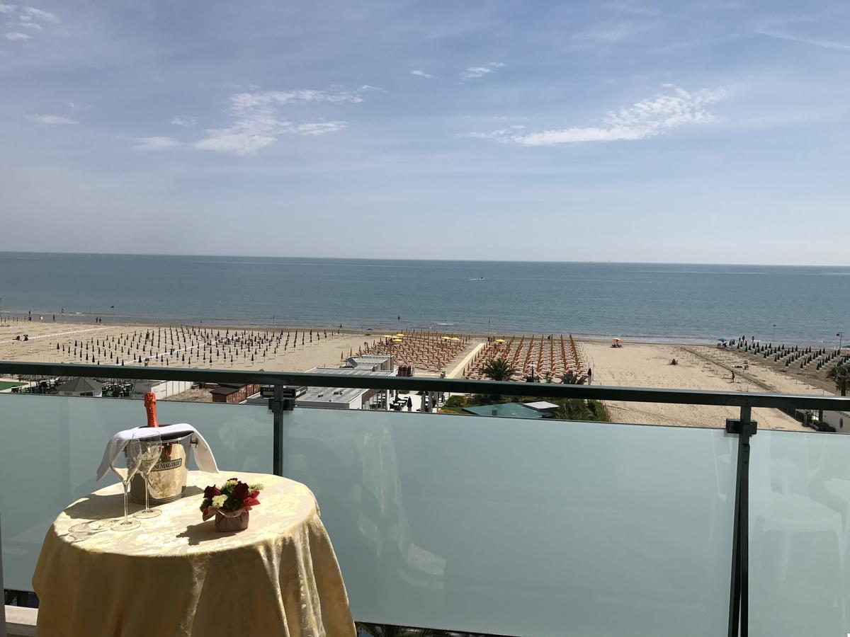 Hotel Atlas Alba Adriatica Kültér fotó