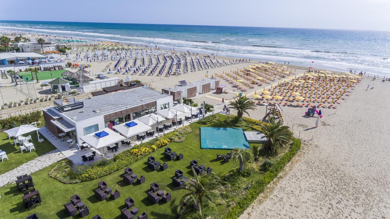 Hotel Atlas Alba Adriatica Kültér fotó