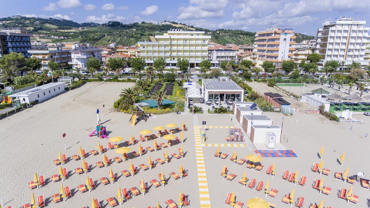 Hotel Atlas Alba Adriatica Kültér fotó