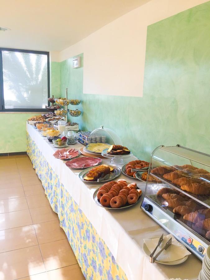Hotel Atlas Alba Adriatica Kültér fotó